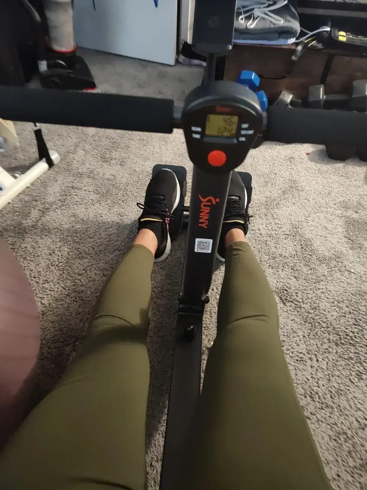 Sunny Health & Fitness Compact Adjustable Rowing Machine consumer reports from Amazon